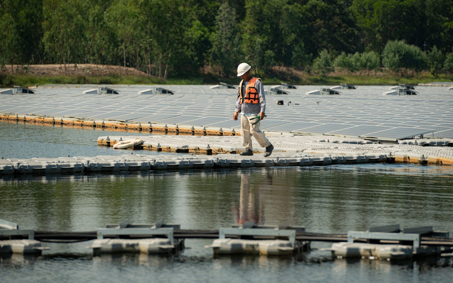 tiang pancang untuk pondasi rumah di tanah bekas rawa