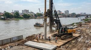 Fondasi Tiang Pancang untuk Bangunan di Tepi Sungai dan Area Rawan Banjir